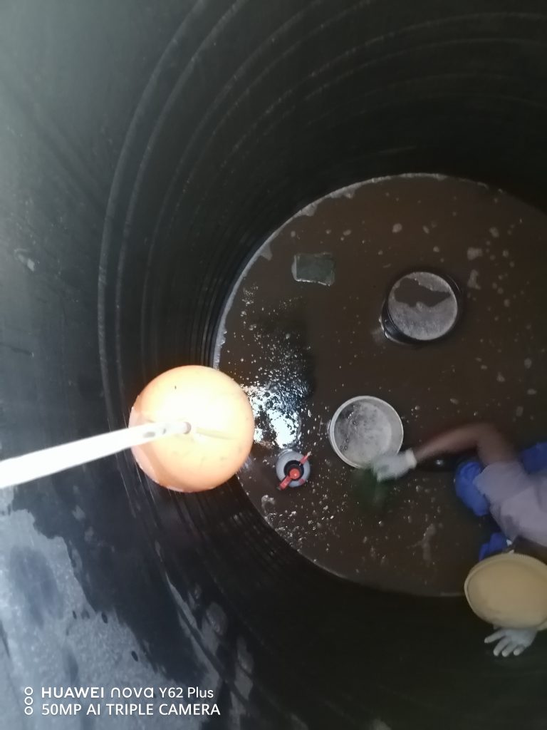 removing sediments inside water tank